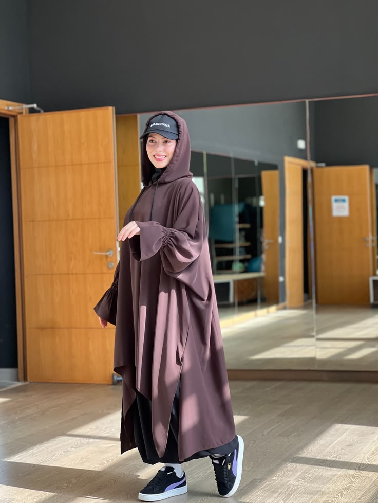 تان برونزي مع كريم مضيء